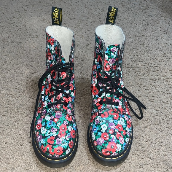 Dr. Martens 1460 Pascal Leather Lace-up Combat‎ Boots Wild Poppy Red Floral 6 - Picture 2 of 9